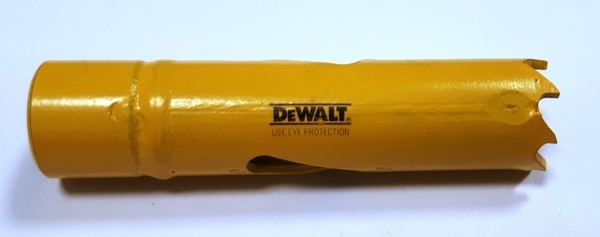 Боркорона Dewalt DT8116 с диаметър от 16мм